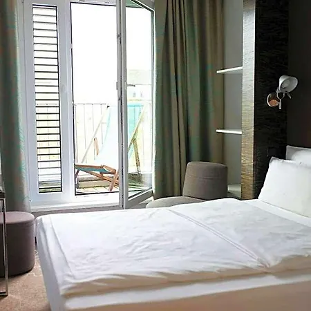 Hotel One Duesseldorf-hauptbahnhof Dusseldorf